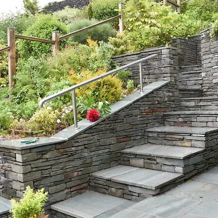 Kiernan Boat House * Bowness-on-Windermere